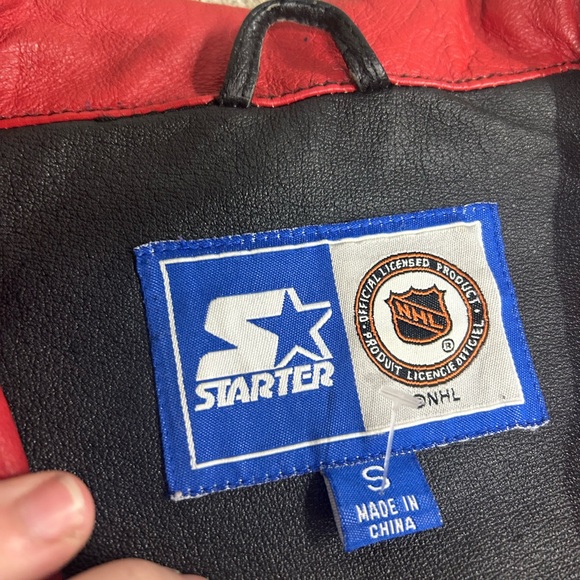 Beautiful rare 90s leather Detroit Red Wings STARTER jacket. - Picture 4 of 5